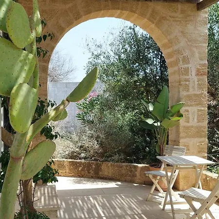 Alojamento de Acomodação e Pequeno-almoço Troisio Torre San Giovanni Ugento