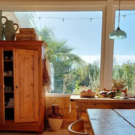 Troisio Bed & Breakfast *